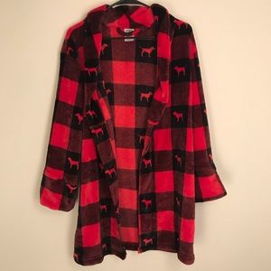 Victoria’s Secret (PINK) Fuzzy Christmas Robe